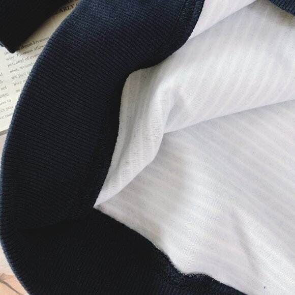 Miu miu Two-Color Long-Sleeved Top - Picture 7 of 7